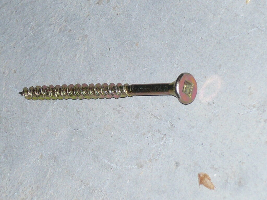 Robertson 8 2 12 inch screw